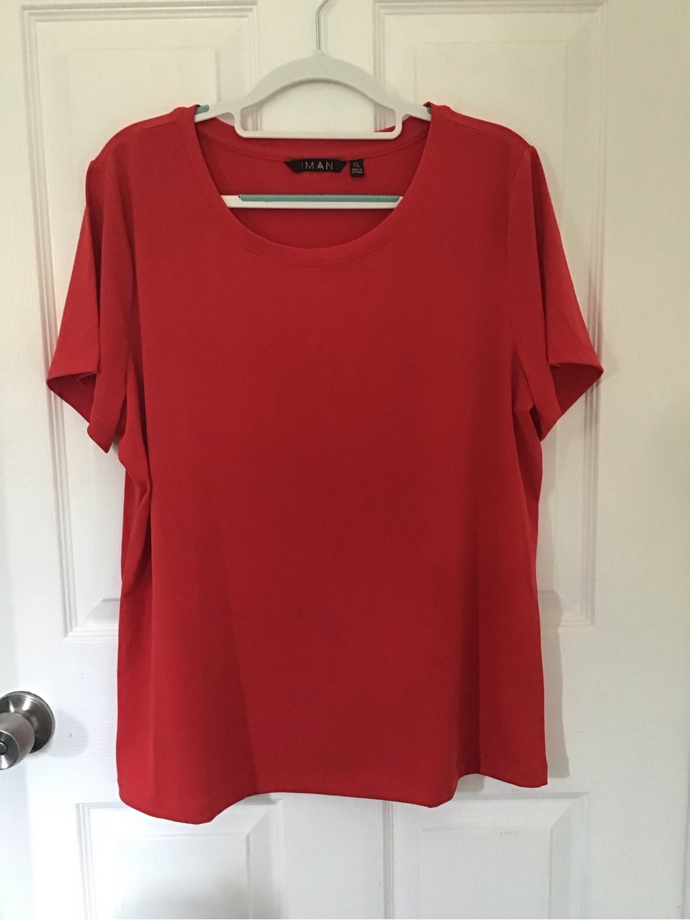 IMAN Vibrant Red Short Sleeve Scoop Neck Tee